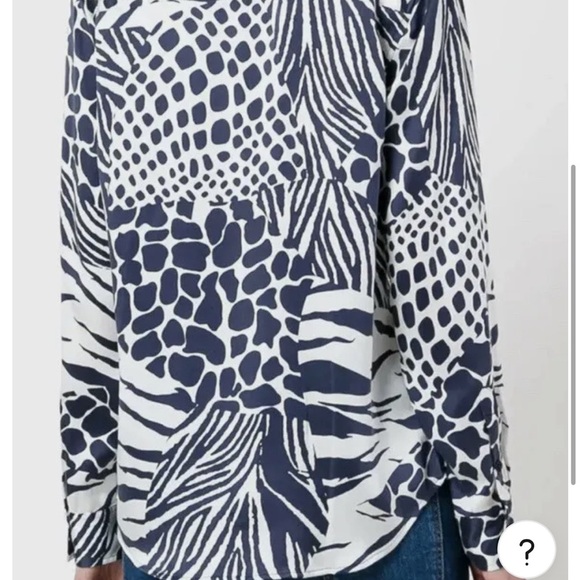 Equipment Shirt Womens Blue 100% Silk Adalyn V-Neck Animal Print XS - Picture 3 of 7